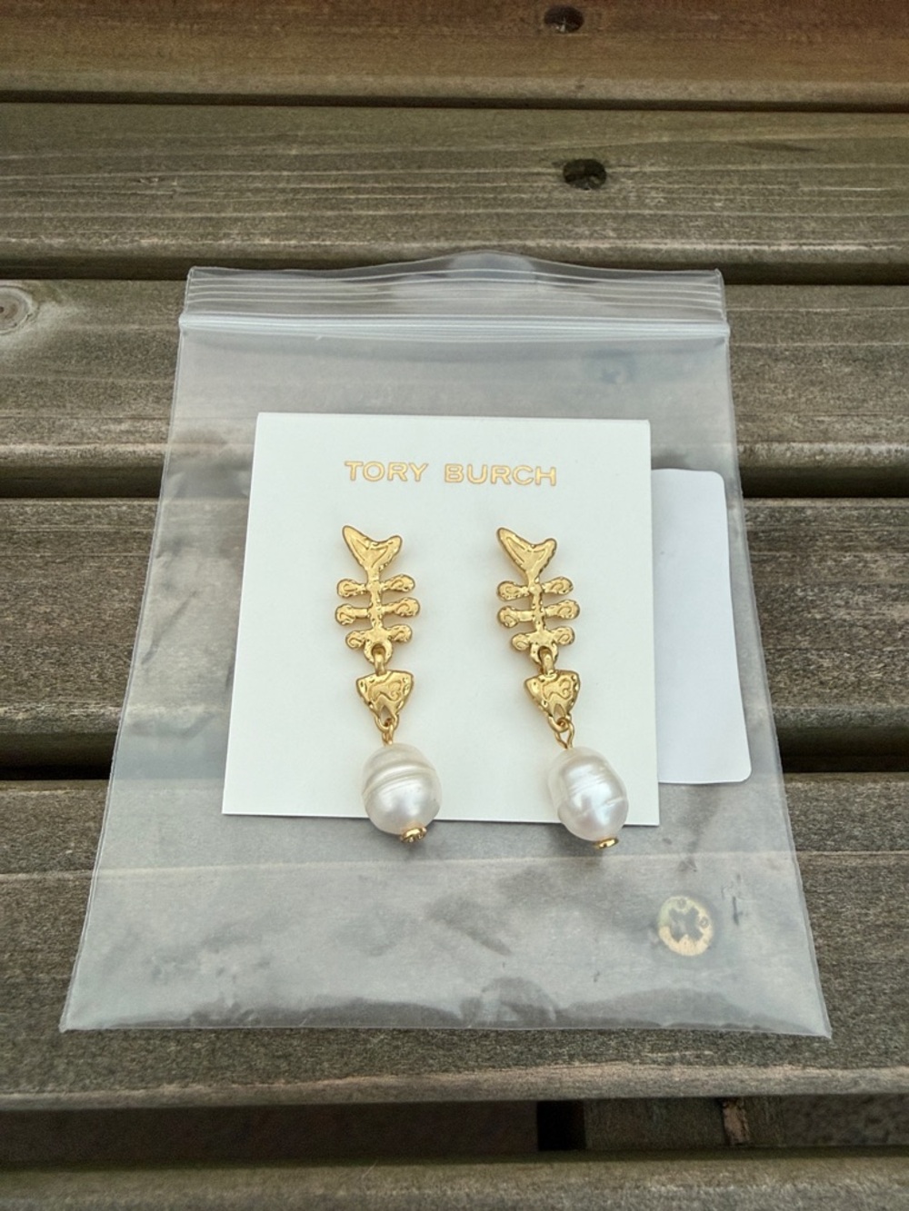 Tory Burch Gold-tone Pearl Drop Earrings - Gold & White